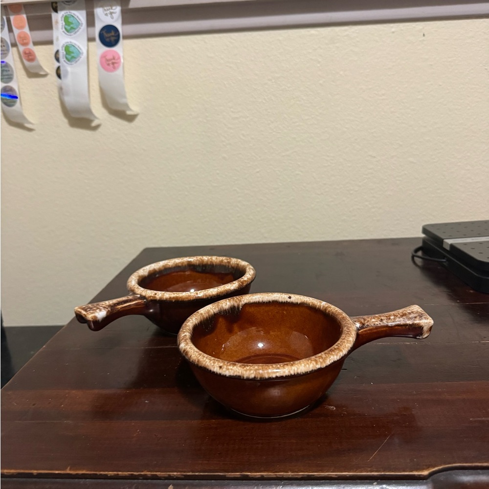 Set of 2 Vintage Hull Oven Proof Brown Drip Glaze Soup Chili Bowls W/Handles USA